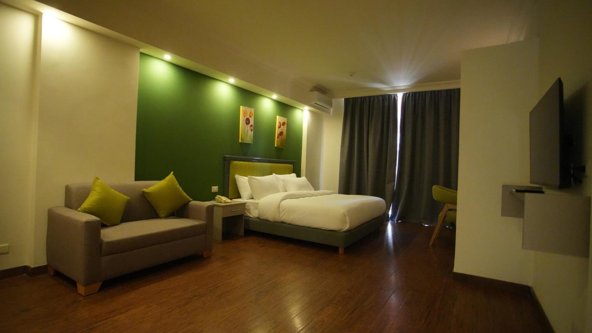 Manara Riva Hotel