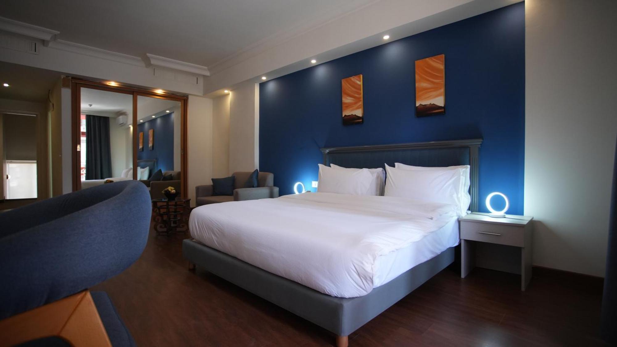 Hotel Manara Riva 4*
